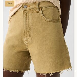Faherty Sunwashed Denim Short in Dull Gold 28 NWT